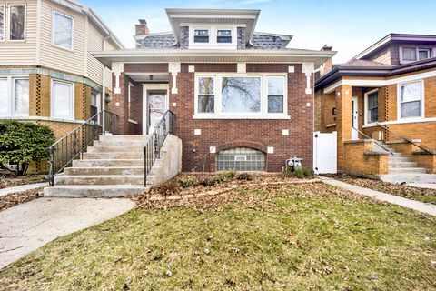 Photo of 2808 N 76th Court, Elmwood Park, IL 60707 (MLS # 12588299)