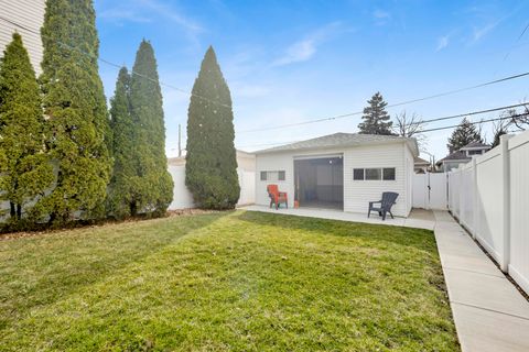 Tiny photo for 2808 N 76th Court, Elmwood Park, IL 60707 (MLS # 12588299)