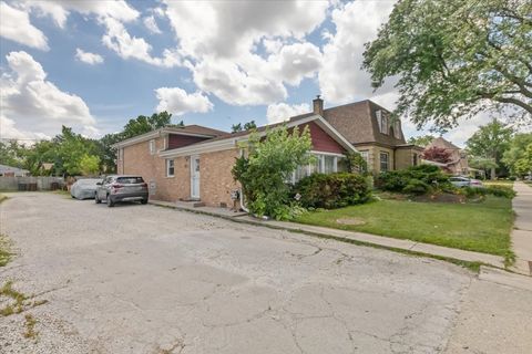 Tiny photo for 4931 Brummel Street, Skokie, IL 60077 (MLS # 12437611)