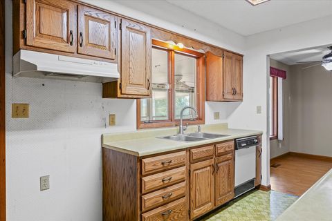 Tiny photo for 107 Walnut Street, Penfield, IL 61862 (MLS # 12460581)