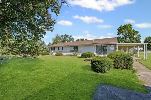 Tiny photo for 107 Walnut Street, Penfield, IL 61862 (MLS # 12460581)
