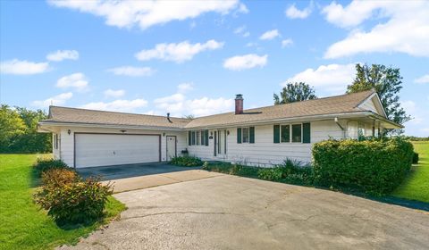 Photo of 107 Walnut Street, Penfield, IL 61862 (MLS # 12460581) Photo of 107 Walnut Street, Penfield, IL 61862 (MLS # 12460581)