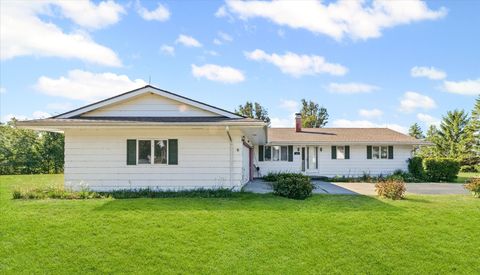 Tiny photo for 107 Walnut Street, Penfield, IL 61862 (MLS # 12460581)