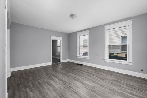 Tiny photo for 1321 W 13th St Street, Davenport, IA 52804 (MLS # 100000339)