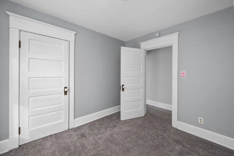 Tiny photo for 1321 W 13th St Street, Davenport, IA 52804 (MLS # 100000339)