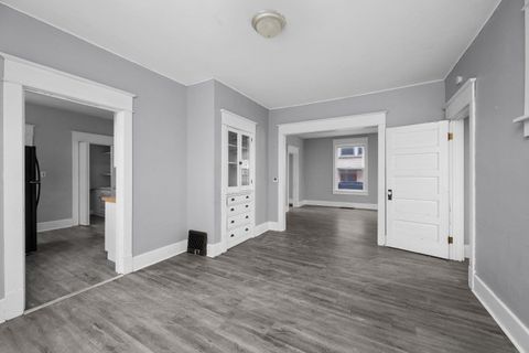 Tiny photo for 1321 W 13th St Street, Davenport, IA 52804 (MLS # 100000339)