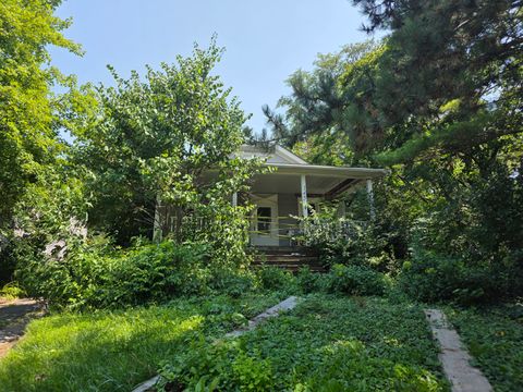 Photo of 145 N Park Avenue, Lombard, IL 60148 (MLS # 12443614)