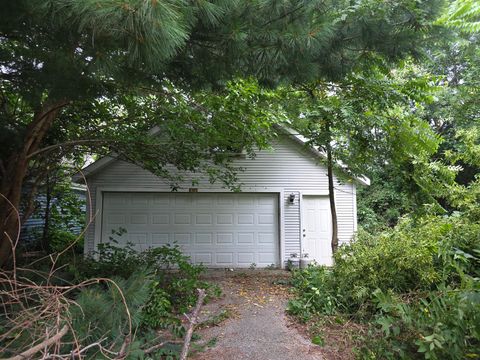Tiny photo for 145 N Park Avenue, Lombard, IL 60148 (MLS # 12443614)