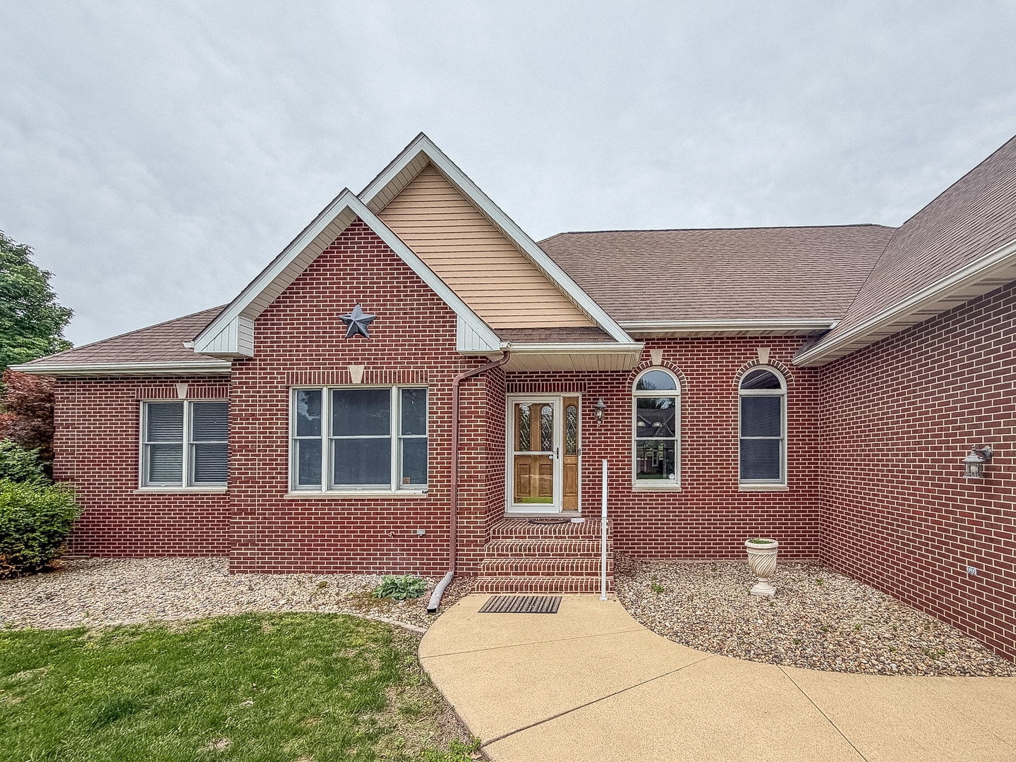 1511 River Bluff Court