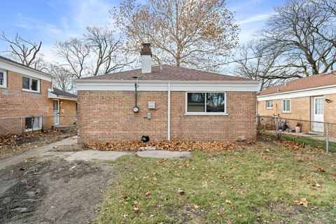 A home in Dolton