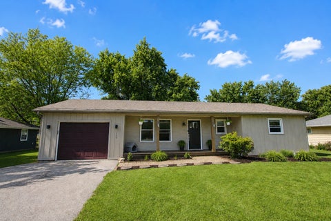 Photo of 317 HILLSIDE Road, New Lenox, IL 60451 (MLS # 12647680)