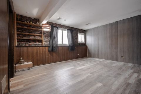 Tiny photo for 746 E Devon Avenue, Roselle, IL 60172 (MLS # 12527671)