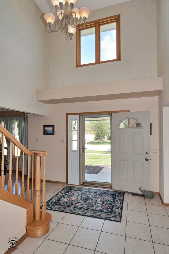 8408 Hollybrook Lane
