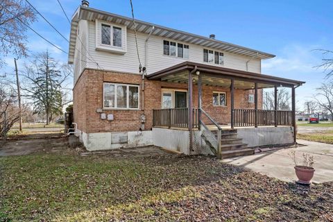 A home in Sauk Village