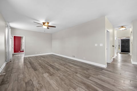 Tiny photo for 3084 Seekonk Avenue, Elgin, IL 60124 (MLS # 12579892)