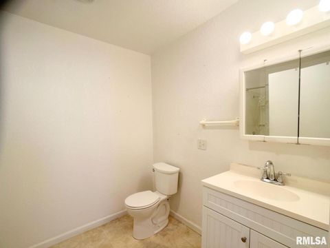 Tiny photo for 617 N 10TH Street, Herrin, IL 62948 (MLS # EB460462)