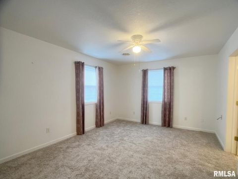 Tiny photo for 617 N 10TH Street, Herrin, IL 62948 (MLS # EB460462)