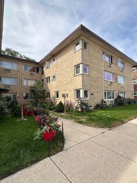 Photo of 6959 W Higgins Avenue #1S, Chicago, IL 60656 (MLS # 12526631)
