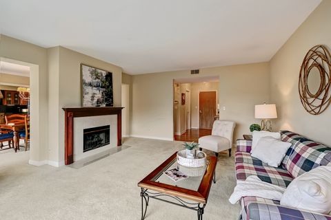 Tiny photo for 3525 S Cass Court #515, Oak Brook, IL 60523 (MLS # 12575781)