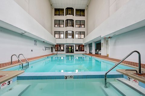 Tiny photo for 3525 S Cass Court #515, Oak Brook, IL 60523 (MLS # 12575781)