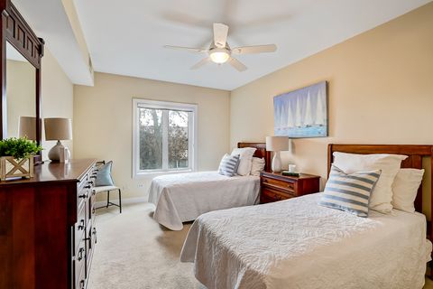 Tiny photo for 3525 S Cass Court #515, Oak Brook, IL 60523 (MLS # 12575781)