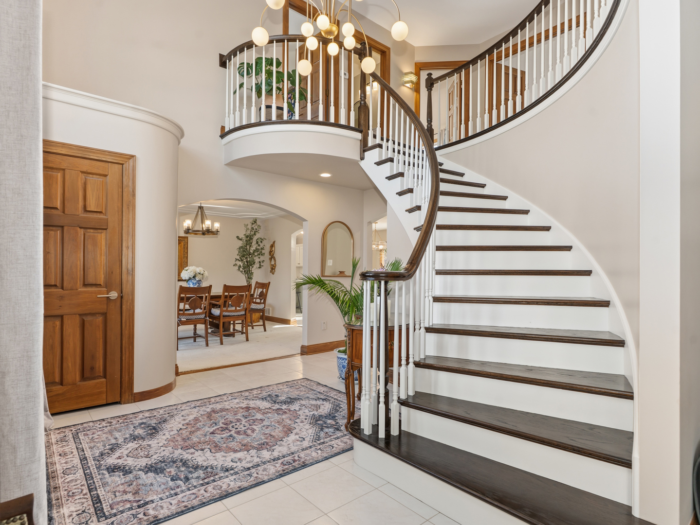 4005 White Eagle Drive