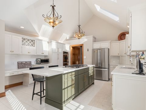 Tiny photo for 4005 White Eagle Drive, Naperville, IL 60564 (MLS # 12541875)