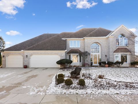 Photo of 4005 White Eagle Drive, Naperville, IL 60564 (MLS # 12541875)