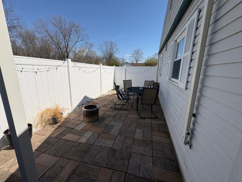 Tiny photo for 935 Keough Drive E, Murphysboro, IL 62966 (MLS # 12600545)