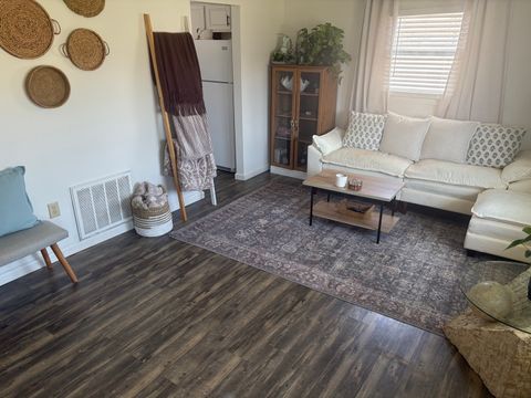 Tiny photo for 935 Keough Drive E, Murphysboro, IL 62966 (MLS # 12600545)