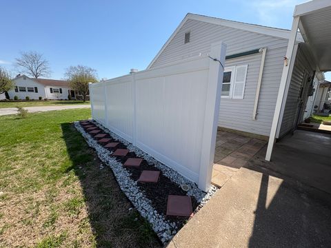 Tiny photo for 935 Keough Drive E, Murphysboro, IL 62966 (MLS # 12600545)