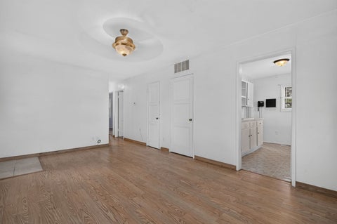 Tiny photo for 1814 Inner Circle Drive, Crest Hill, IL 60403 (MLS # 12735793)