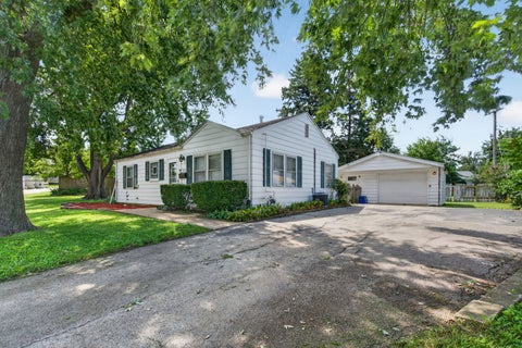 Tiny photo for 1814 Inner Circle Drive, Crest Hill, IL 60403 (MLS # 12735793)