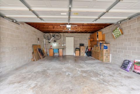 Tiny photo for 2210 E Lincoln Street, Bloomington, IL 61701 (MLS # 12506418)