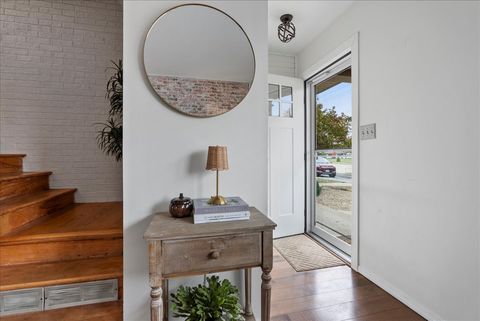 Tiny photo for 2210 E Lincoln Street, Bloomington, IL 61701 (MLS # 12506418)