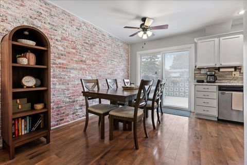 Tiny photo for 2210 E Lincoln Street, Bloomington, IL 61701 (MLS # 12506418)