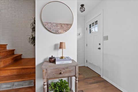 Tiny photo for 2210 E Lincoln Street, Bloomington, IL 61701 (MLS # 12506418)