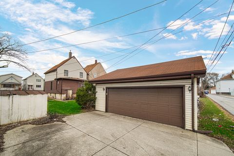 Tiny photo for 12815 Lincoln Street, Blue Island, IL 60406 (MLS # 12590067)