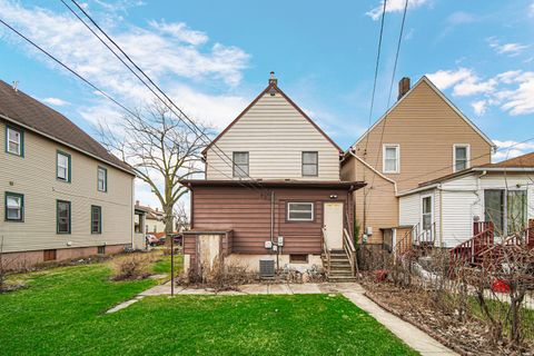 Tiny photo for 12815 Lincoln Street, Blue Island, IL 60406 (MLS # 12590067)