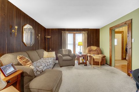 Tiny photo for 12815 Lincoln Street, Blue Island, IL 60406 (MLS # 12590067)