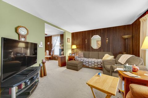 Tiny photo for 12815 Lincoln Street, Blue Island, IL 60406 (MLS # 12590067)