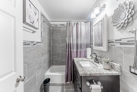 Tiny photo for 300 Circle Avenue #4C, Forest Park, IL 60130 (MLS # 12456928)