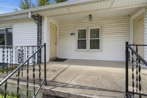 Tiny photo for 100 E Lincoln Drive, Cooksville, IL 61730 (MLS # 12737895)