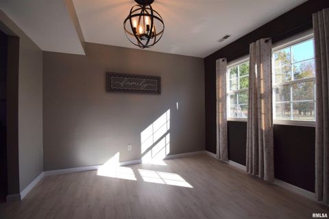 Tiny photo for 4419 Woodglen Lane, Mt Vernon, IL 62864 (MLS # EB460452)