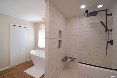 Tiny photo for 4419 Woodglen Lane, Mt Vernon, IL 62864 (MLS # EB460452)