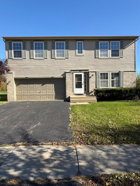Photo of 919 Valley Stream Drive, Pingree Grove, IL 60140 (MLS # 12790804)