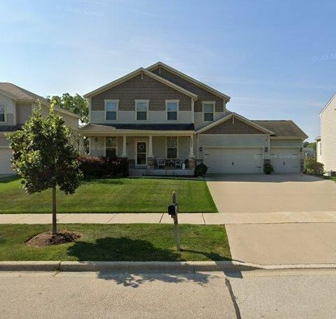 Tiny photo for 2375 Kelsey Court, Lindenhurst, IL 60046 (MLS # 12595314)