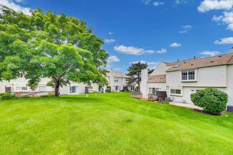 Tiny photo for 109 PEACH TREE Lane, Westmont, IL 60559 (MLS # 12692294)