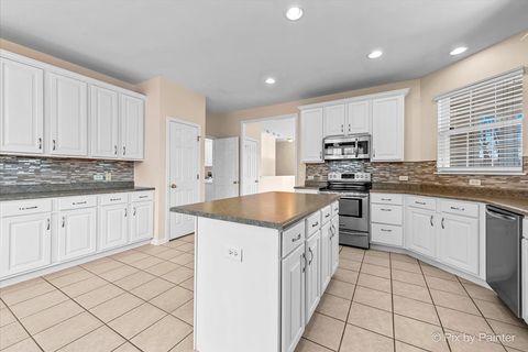 Tiny photo for 47 Regent Drive, Gilberts, IL 60136 (MLS # 12572486)