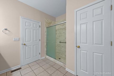 Tiny photo for 47 Regent Drive, Gilberts, IL 60136 (MLS # 12572486)